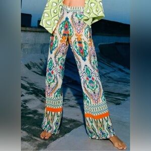 Zara Bohemian Printed Flare Pants, Size Small.